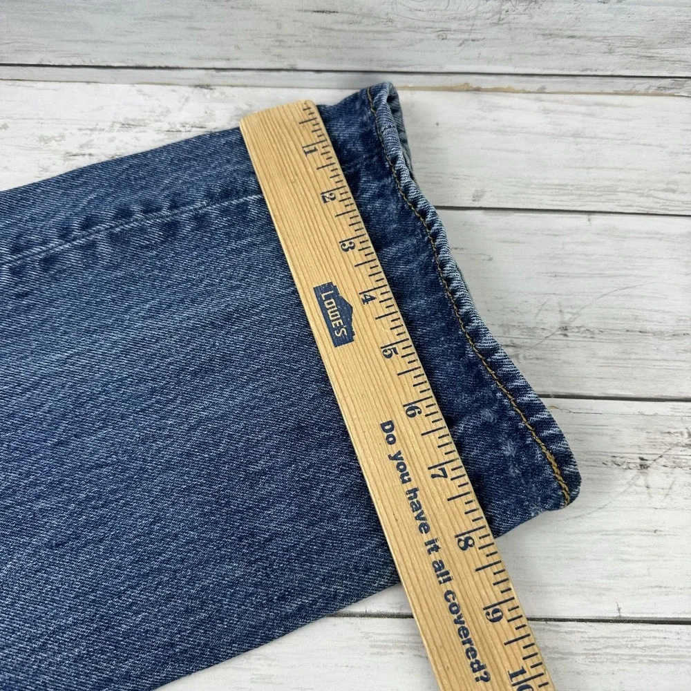 Levis 501 Denim Mens Jeans 34x30 blue Straight fit button fly (Measures 33X28.5)